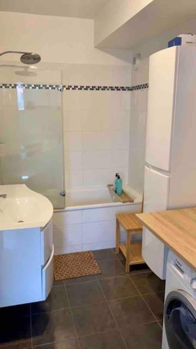 Grand Appt Proche Paris Parking Apartment โอแบวีลีเย ภายนอก รูปภาพ