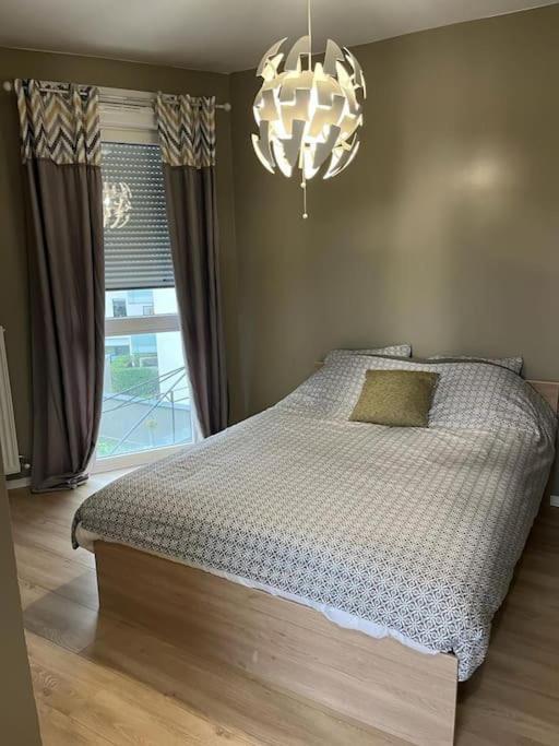 Grand Appt Proche Paris Parking Apartment โอแบวีลีเย ภายนอก รูปภาพ